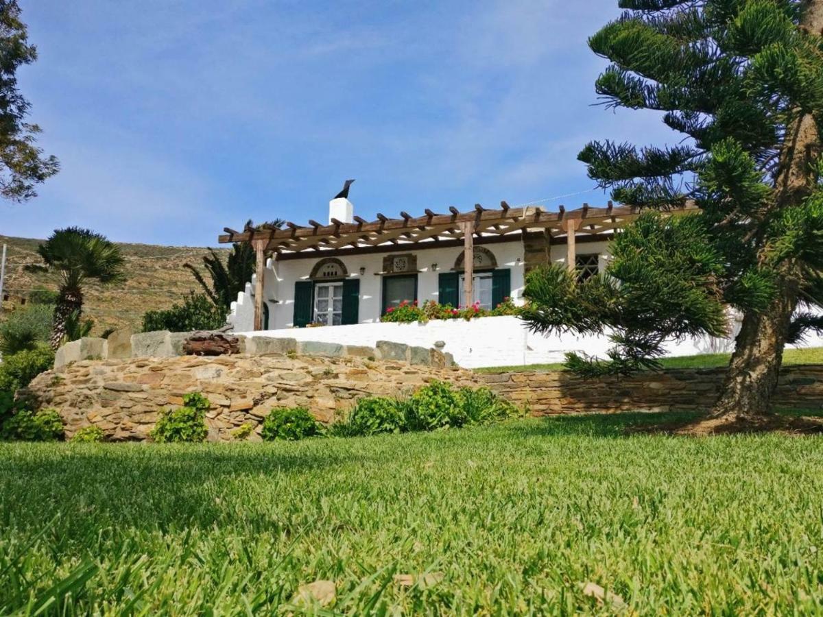 Laggades Relaxing House Villa Tinos Ngoại thất bức ảnh