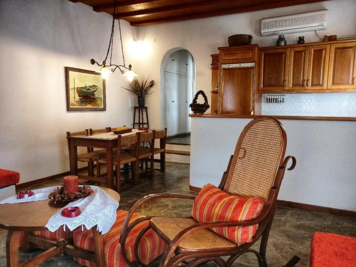 Laggades Relaxing House Villa Tinos Ngoại thất bức ảnh